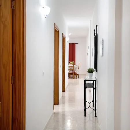 La Bonanza Apartment *